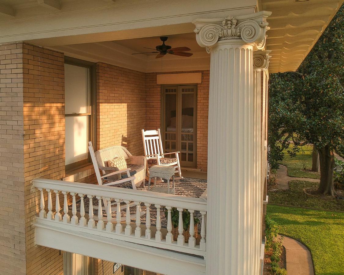 Katy House Bed And Breakfast Smithville Екстер'єр фото