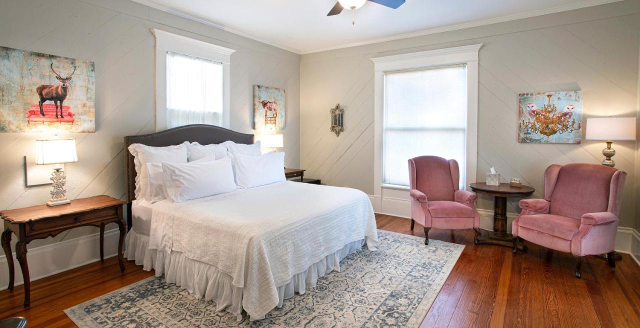 Katy House Bed And Breakfast Smithville Екстер'єр фото