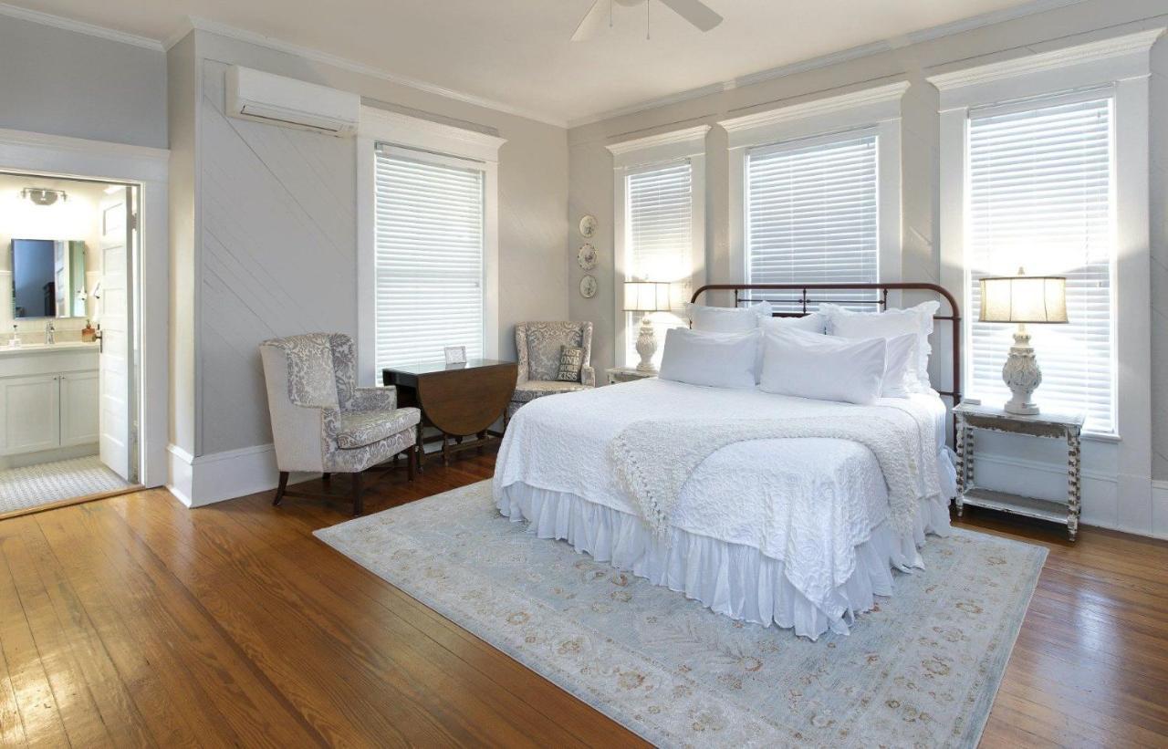 Katy House Bed And Breakfast Smithville Екстер'єр фото