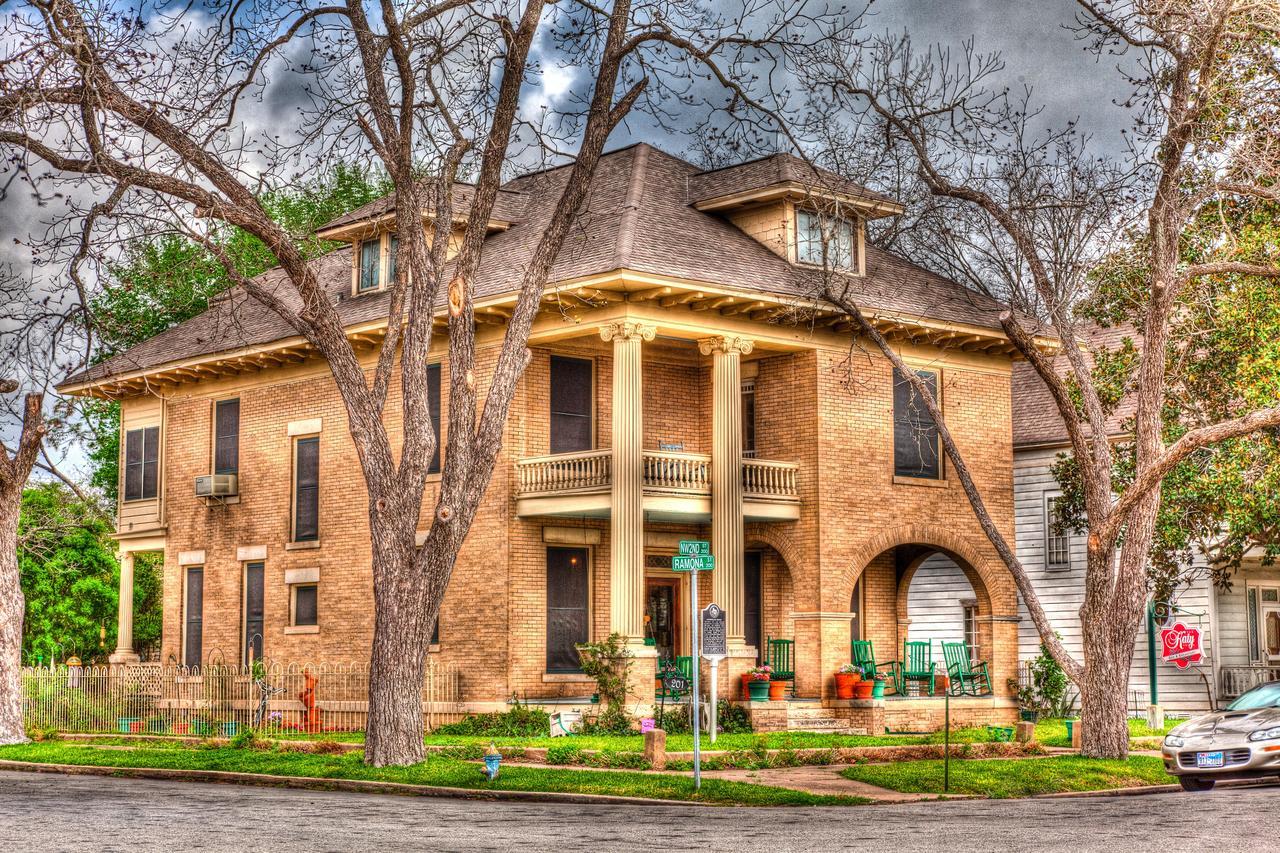 Katy House Bed And Breakfast Smithville Екстер'єр фото